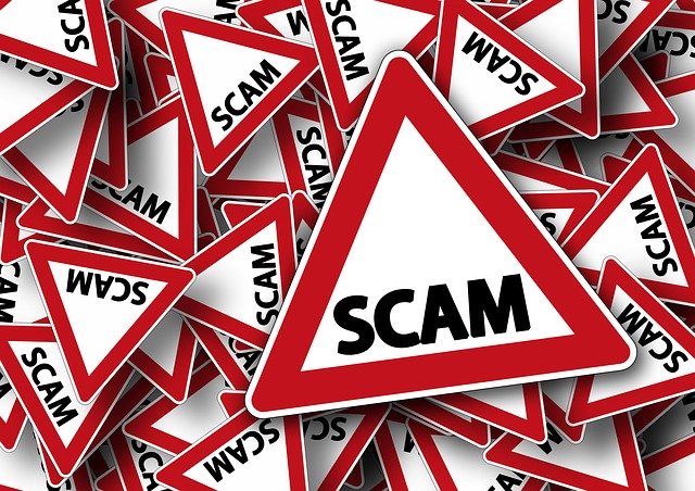 7 Signs of Job Scams (and how to outwit them)